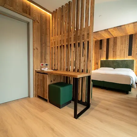 Hotel Ariston ***S-2